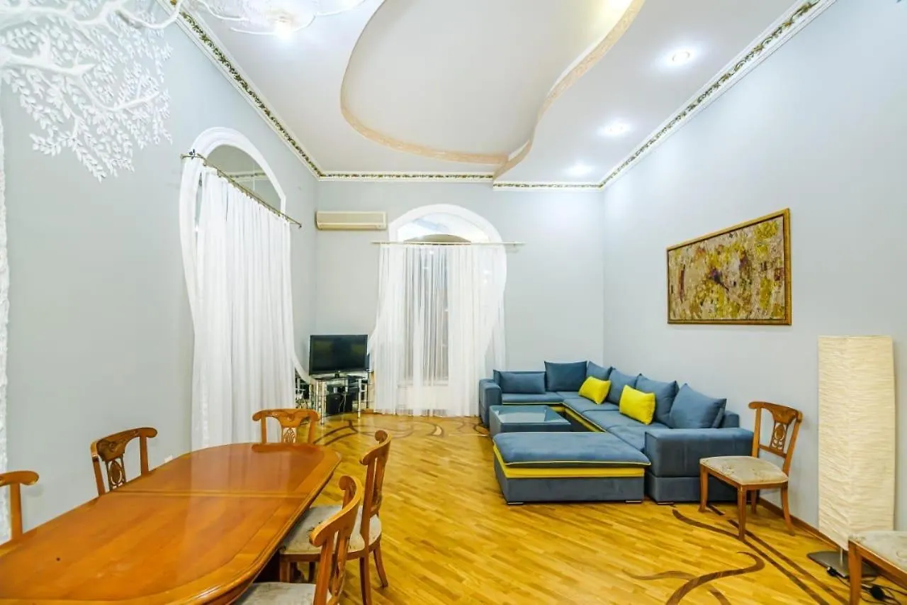 Four Seasson Apartment 2 Baku